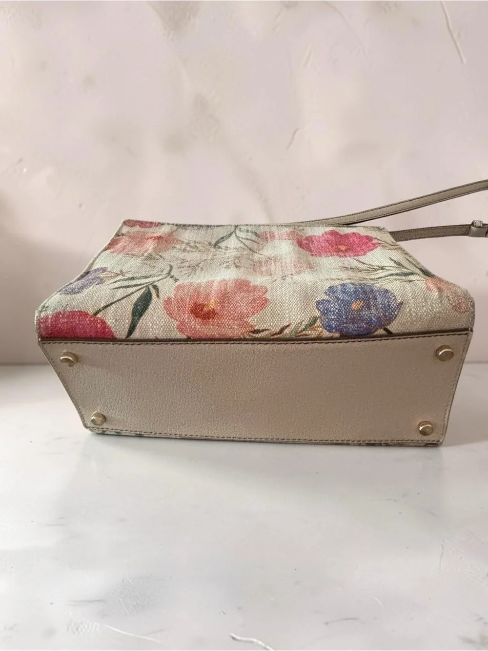 Kate Spade New York Thompson Street Sam floral print linen small satchel bag